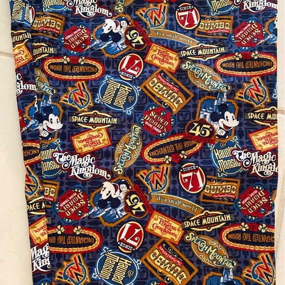 NWT! Disney Parks All Over Print Pajama Lounge Pants w/ Drawstring - XXL - Picture 1 of 5